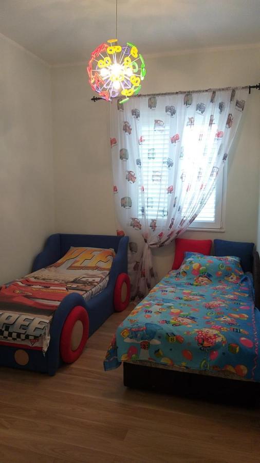 Villa, Pool And Relax For 12 Persons Kuti Luaran gambar