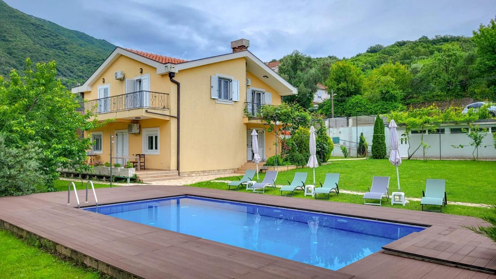 Villa, Pool And Relax For 12 Persons Kuti Luaran gambar
